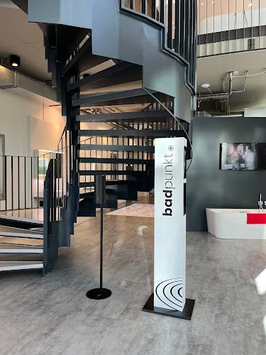 Negocio Badpunkt Hamburg-Barmbek – Badausstellung Der Wiedemann Siek Gmbh