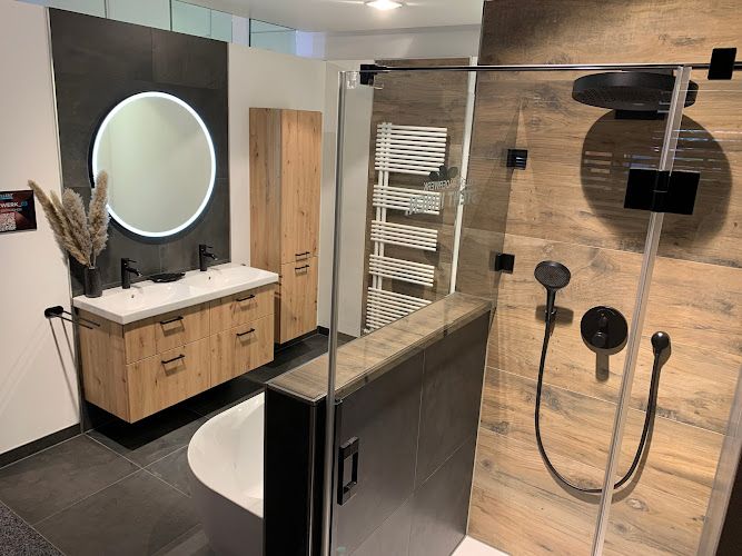 Negocio „Bad“ Plattling - Badausstellung Von Hefele